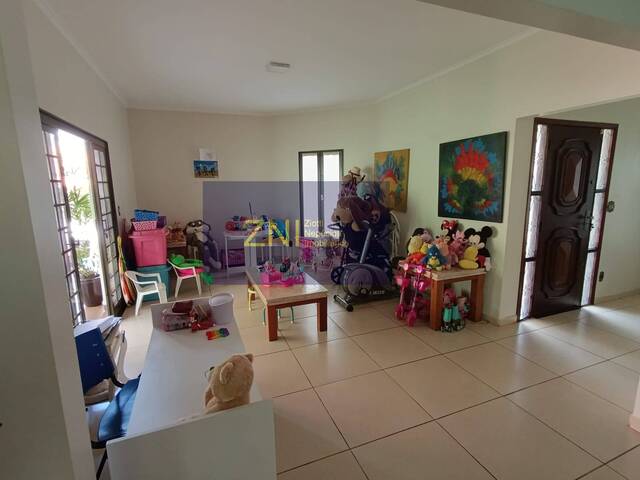 Casa para Venda em Ribeirão Preto - 3