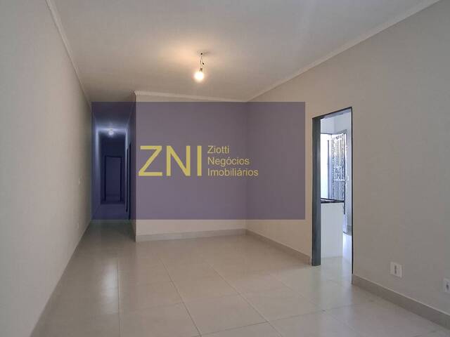 #1555 - Casa para Venda em Ribeirão Preto - SP