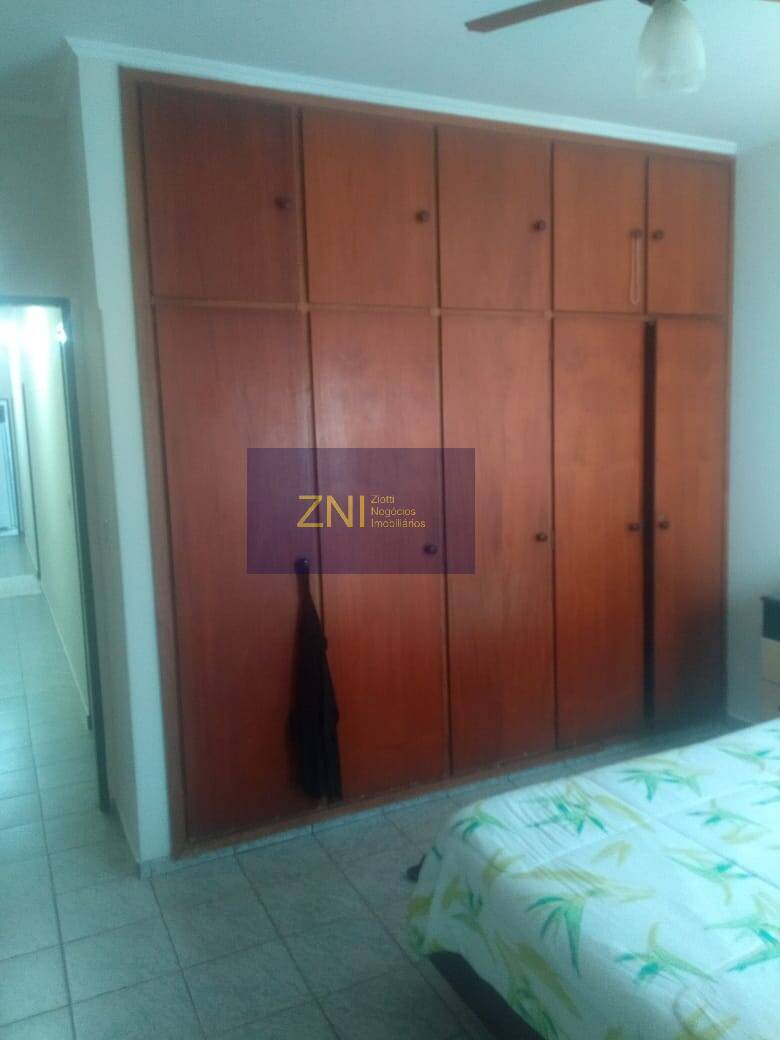 Casa à venda com 3 quartos, 175m² - Foto 13