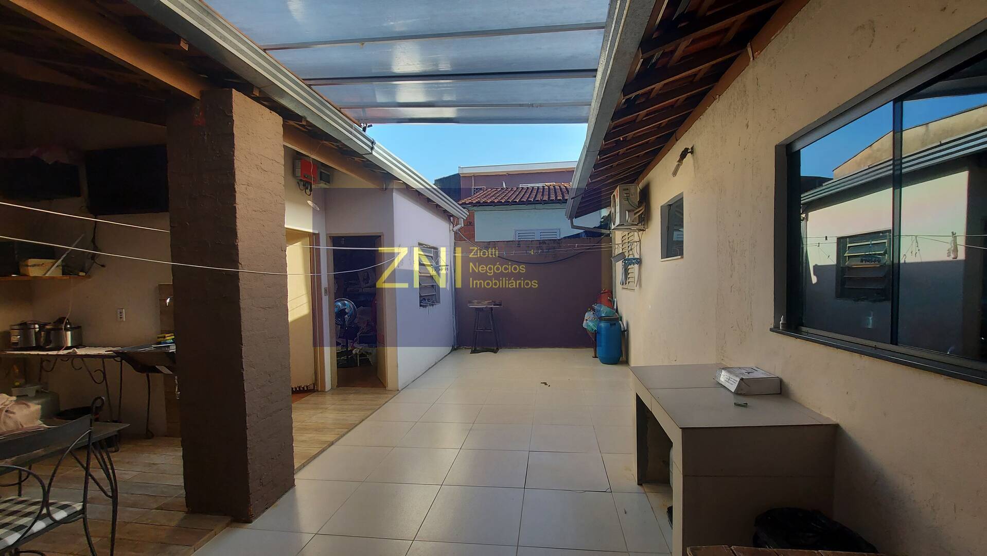 Casa, 3 quartos, 248 m² - Foto 3