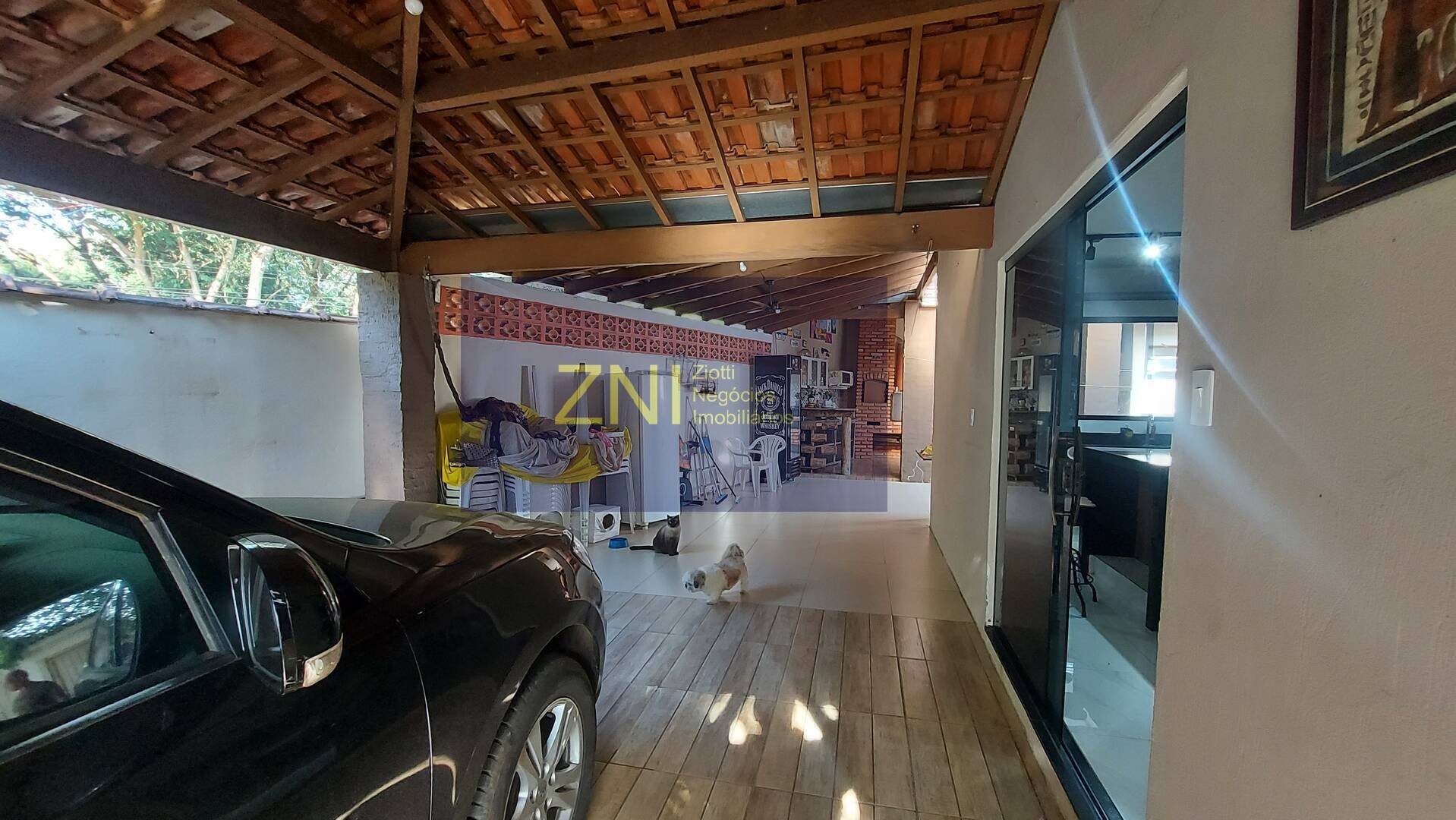 Casa, 3 quartos, 248 m² - Foto 1