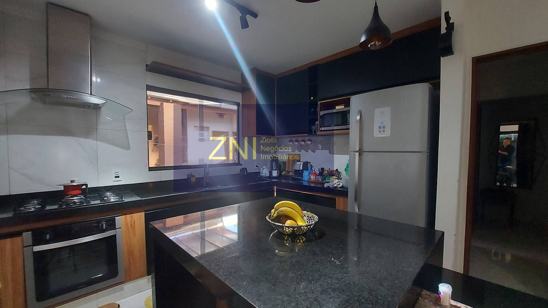 Casa, 3 quartos, 248 m² - Foto 7