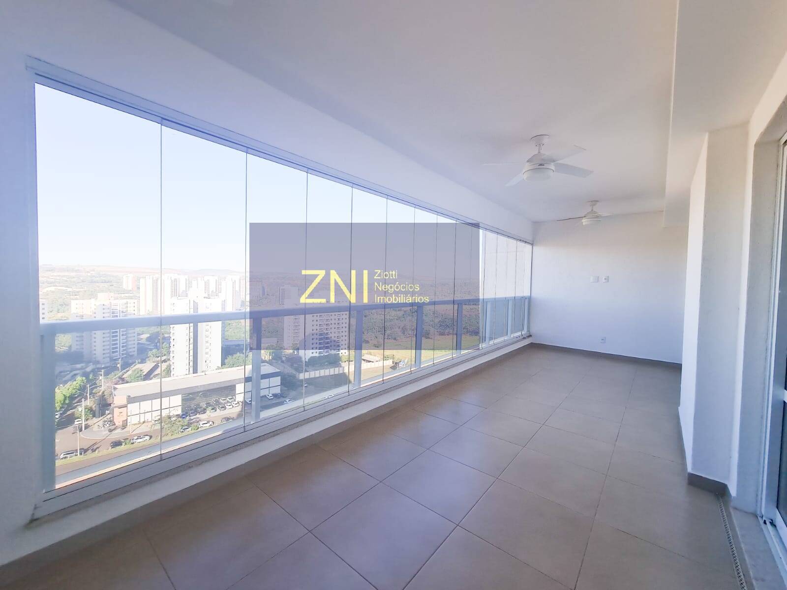 Apartamento, 3 quartos, 172 m² - Foto 2