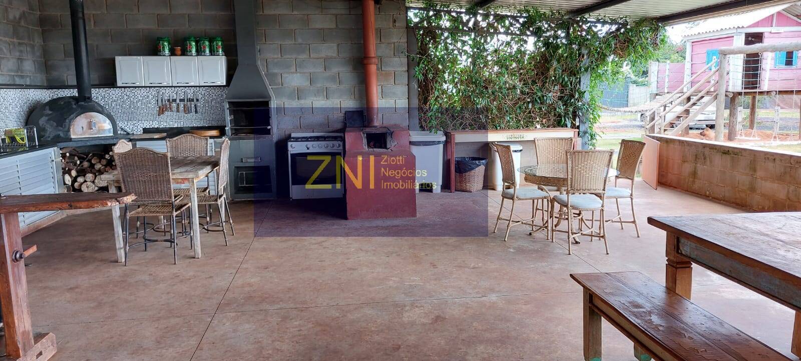Sítio, 4 quartos, 3000 m² - Foto 8