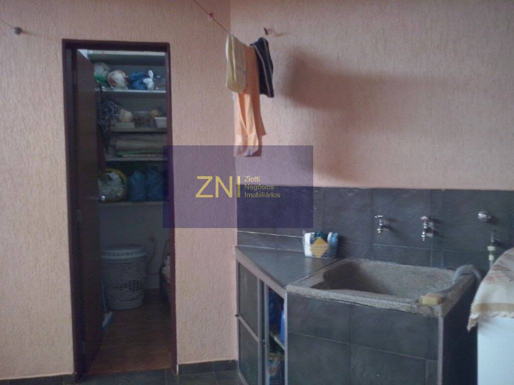 Casa, 3 quartos, 250 m² - Foto 12