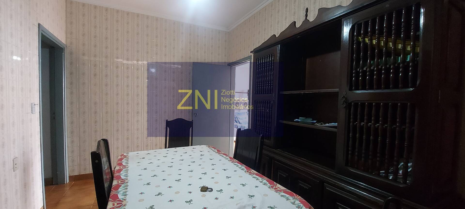 Casa, 3 quartos, 253 m² - Foto 3