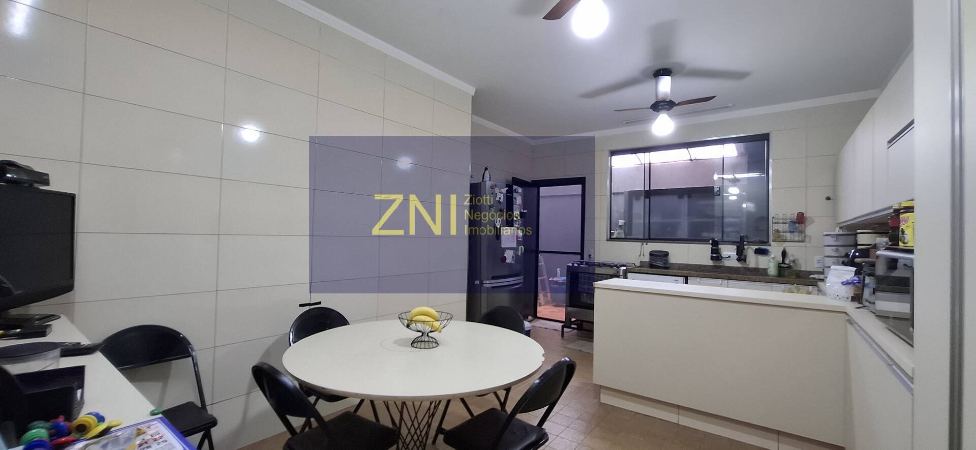 Casa, 3 quartos, 840 m² - Foto 4