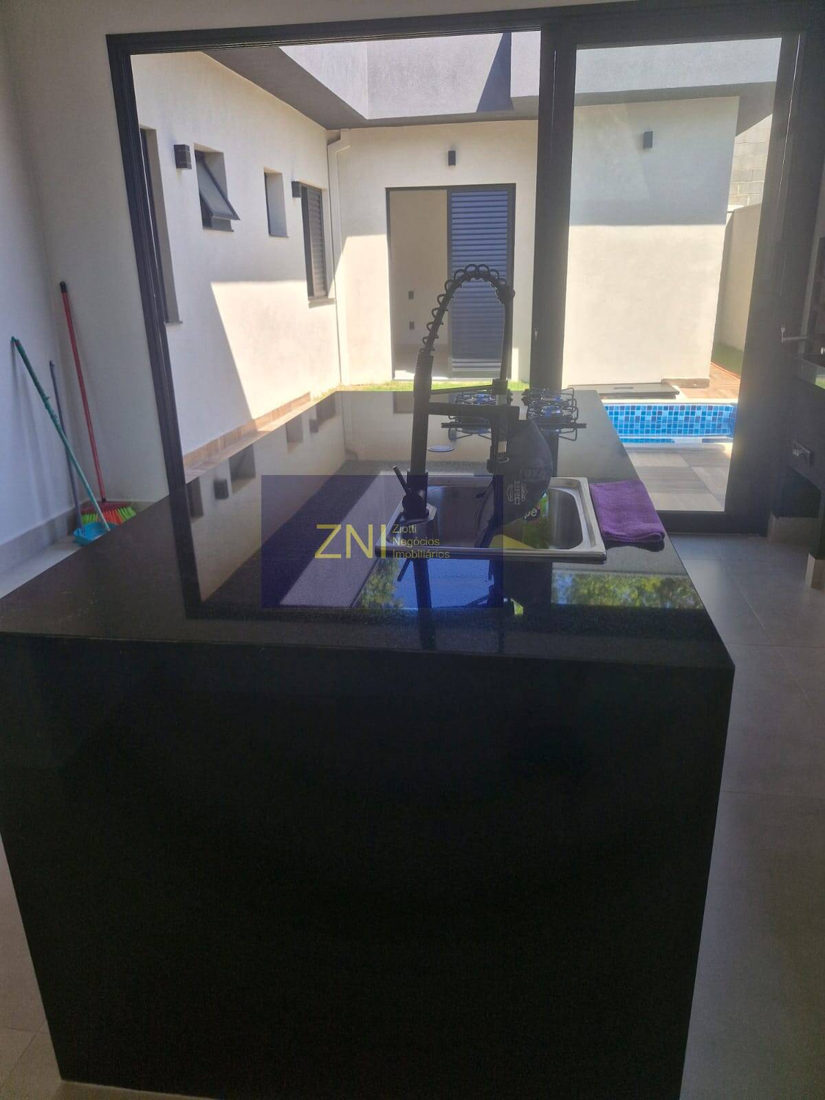 Casa, 3 quartos, 250 m² - Foto 4