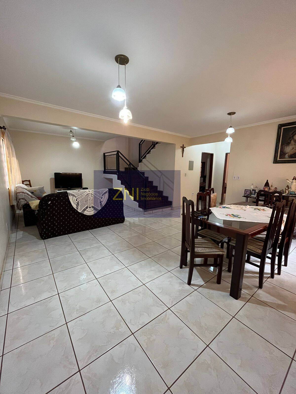 Casa, 4 quartos, 280 m² - Foto 4