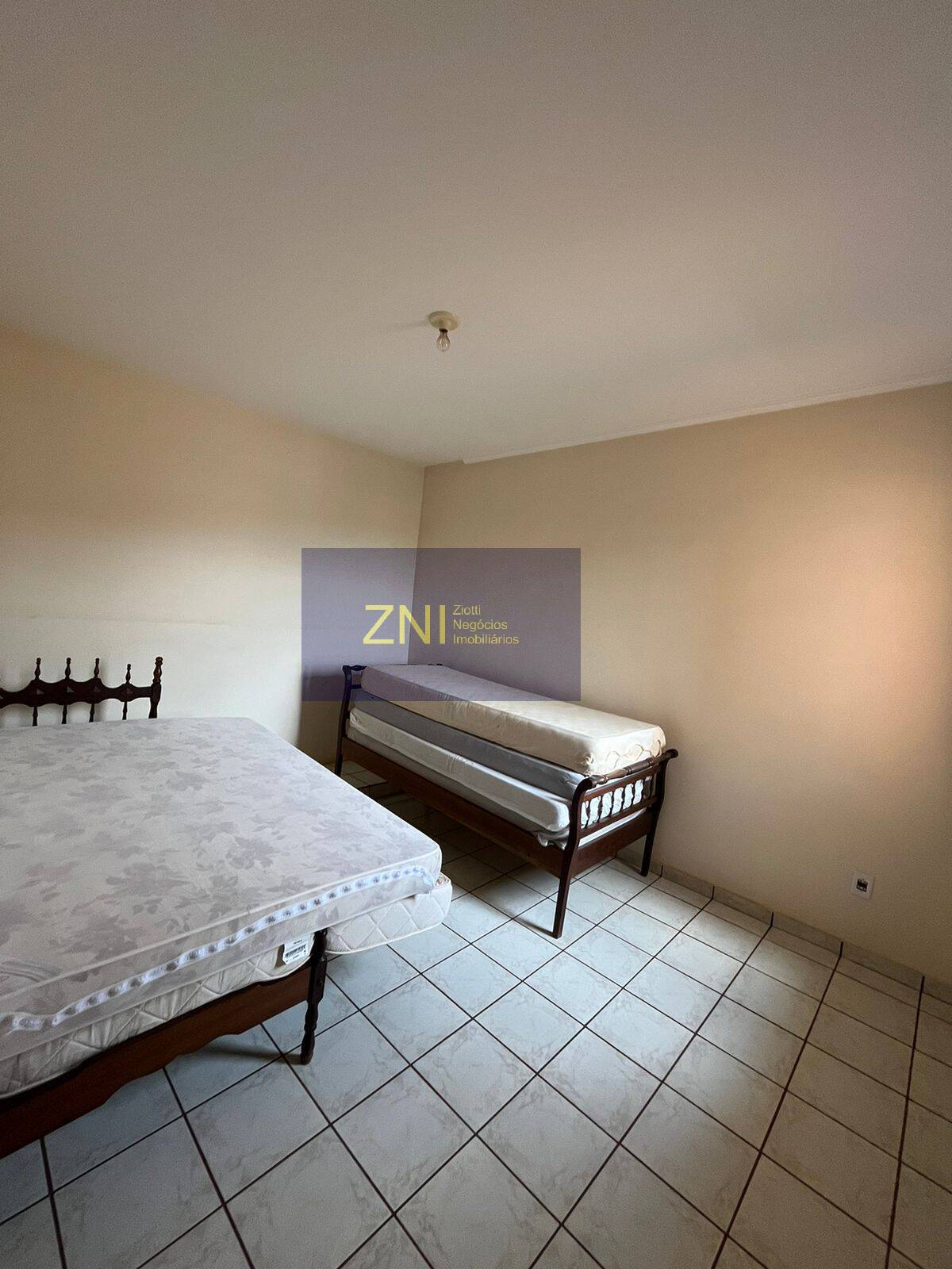 Casa, 4 quartos, 280 m² - Foto 18