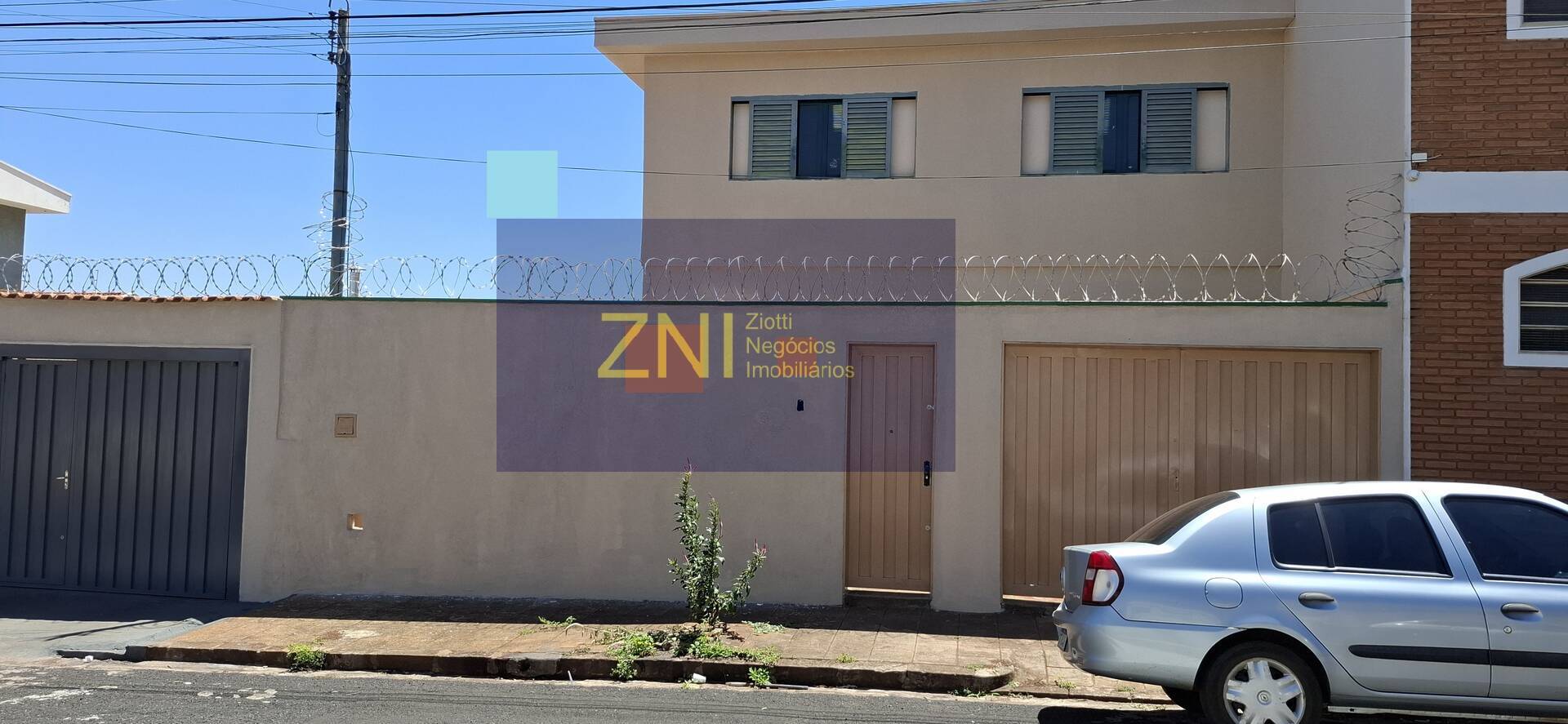 Casa, 5 quartos, 270 m² - Foto 1