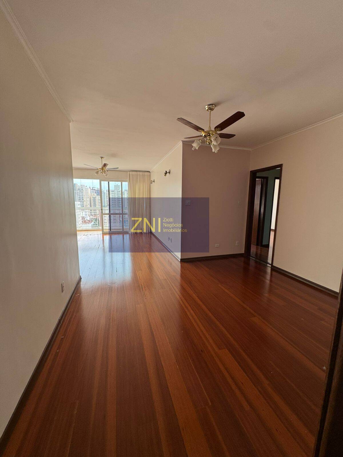 Apartamento, 3 quartos, 134 m² - Foto 1