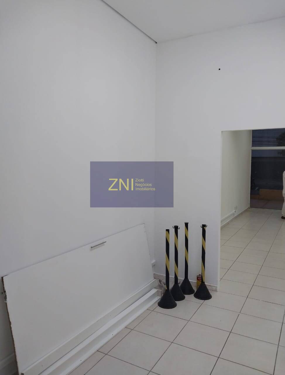 Prédio Inteiro, 69 m² - Foto 2
