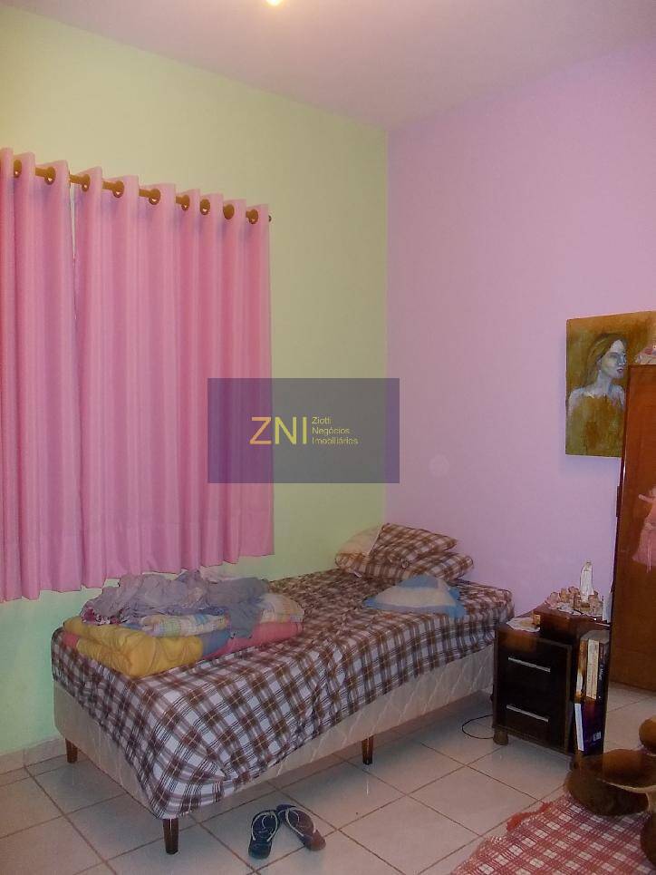 Casa, 3 quartos, 200 m² - Foto 7