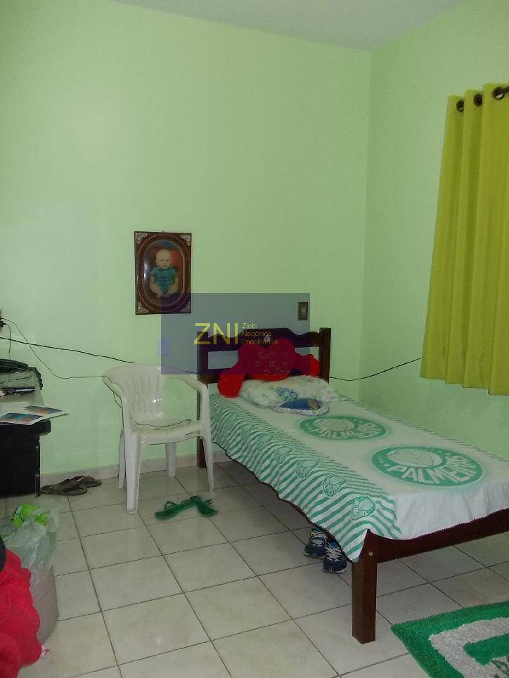 Casa, 3 quartos, 200 m² - Foto 9
